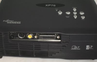 Fujitsu Siemens XP70